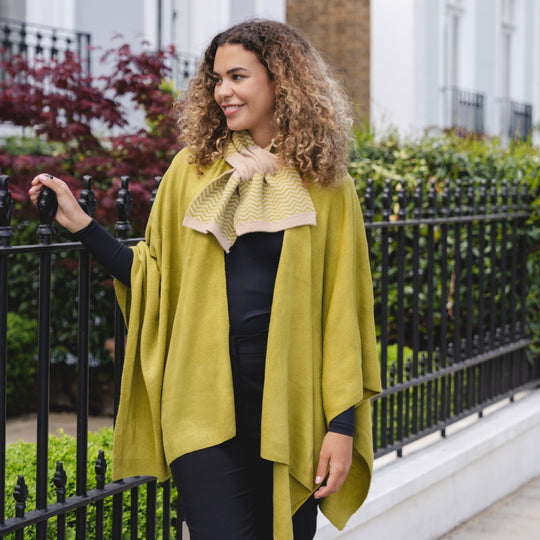 Women's Lightweight Tilly Wrap | Artichoke Green