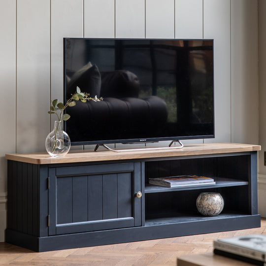 Eton Farmhouse Media Unit | Meteor