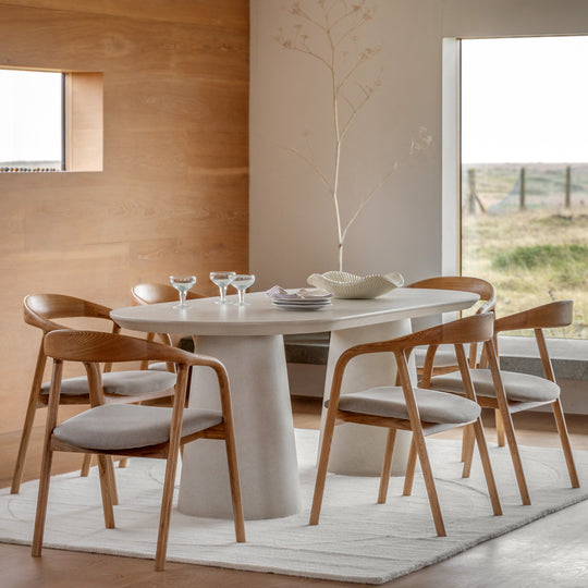 Pedra Oval Dining Table | Linen