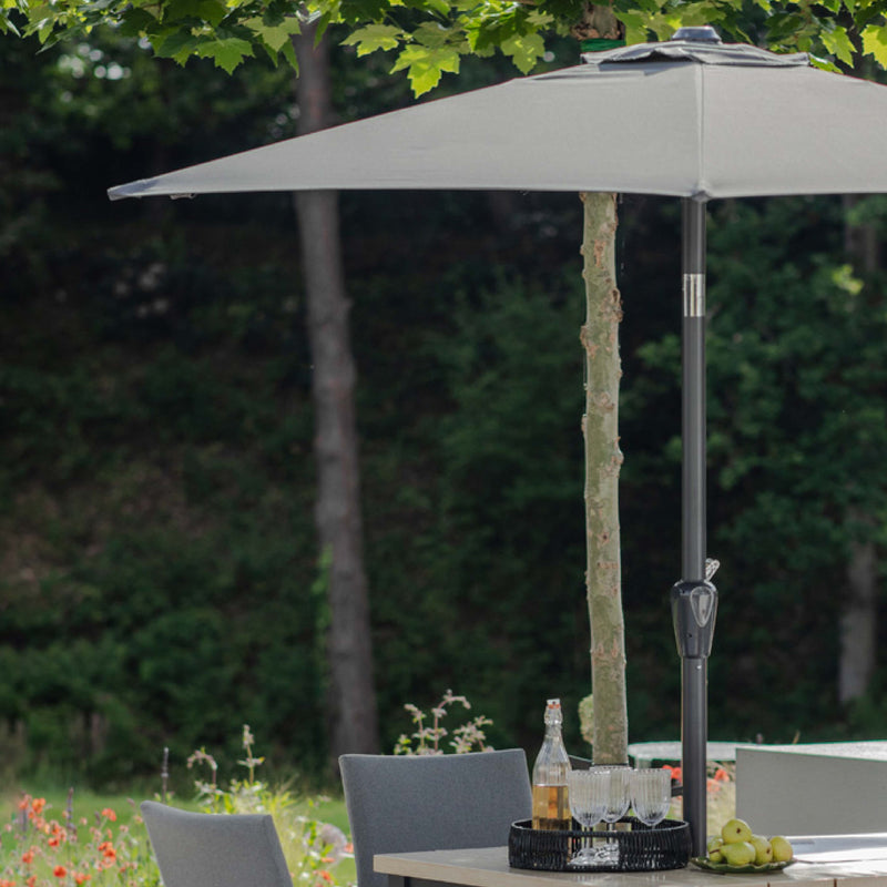Venice Outdoor Deluxe Crank & Tilt Parasol | 2.5m