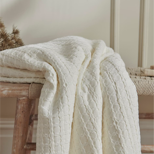 Lyra Throw | Cream